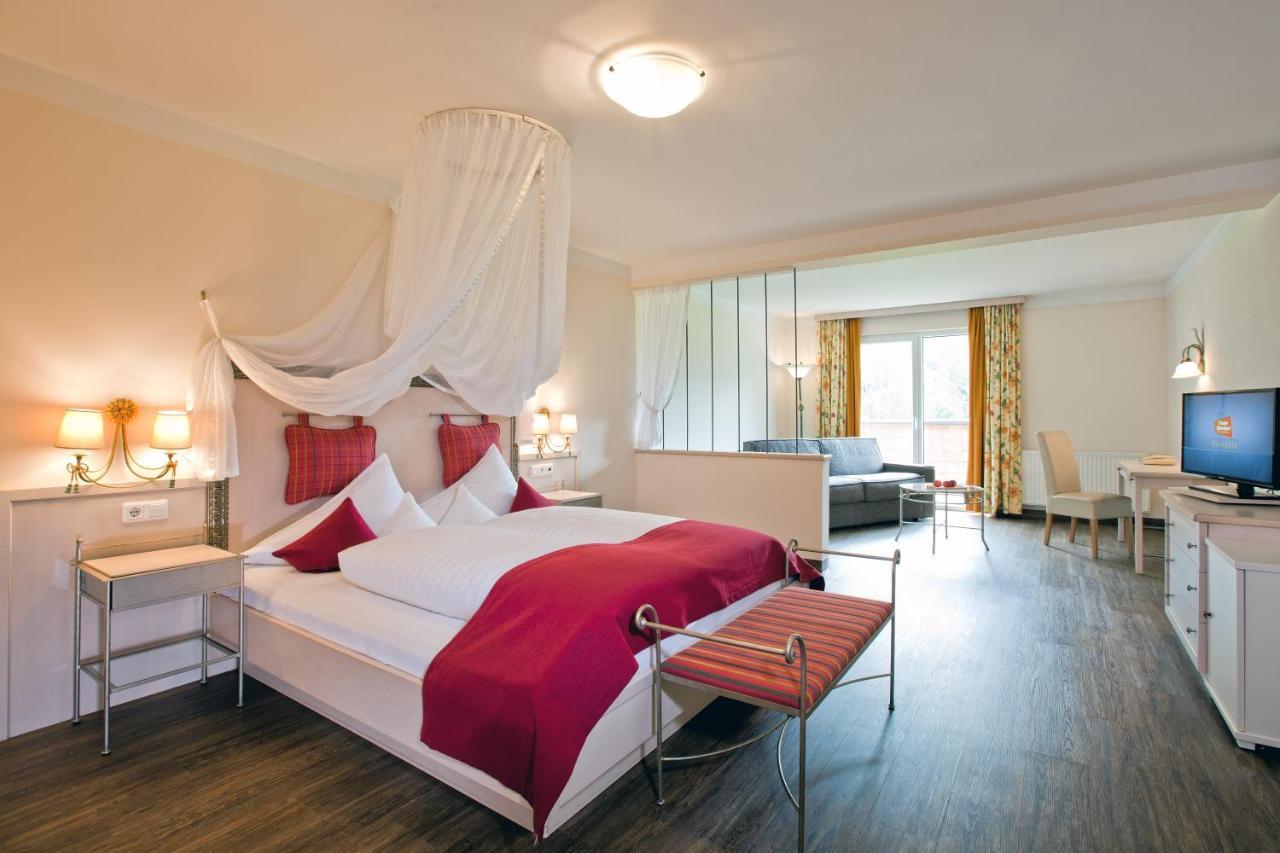 Hotel Truyenhof Ried im Oberinntal Esterno foto