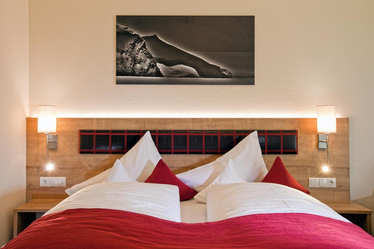 Hotel Truyenhof Ried im Oberinntal Esterno foto