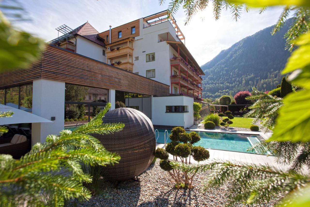 Hotel Truyenhof Ried im Oberinntal Esterno foto