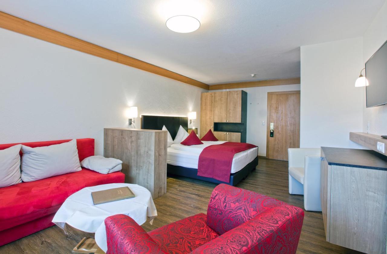 Hotel Truyenhof Ried im Oberinntal Esterno foto
