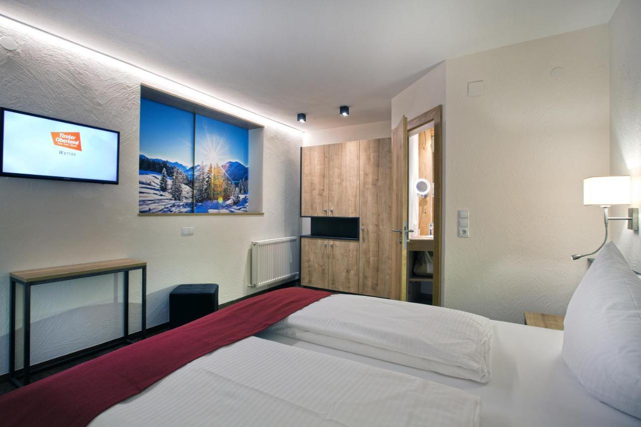 Hotel Truyenhof Ried im Oberinntal Esterno foto