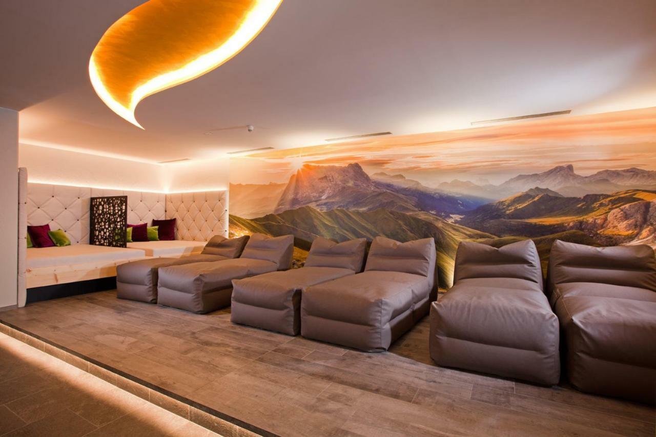 Hotel Truyenhof Ried im Oberinntal Esterno foto